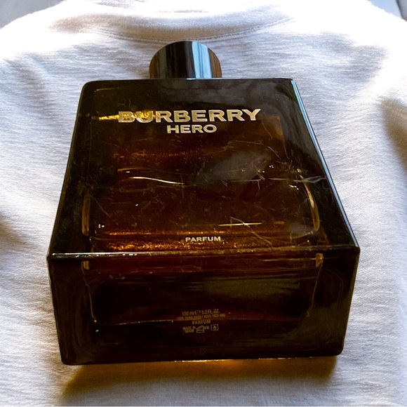 BURBERRY HER EAU DE PARFUM SPRAY For men. 5.0 fl oz. - Picture 2 of 2